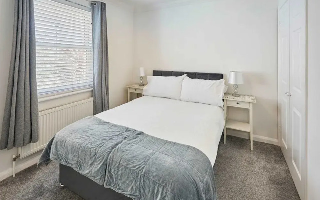 Host Stay Farm Road