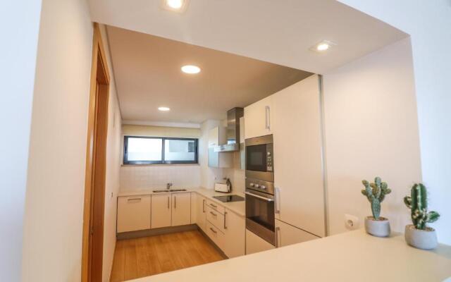 MC Suites Lagos with Pool and sea view