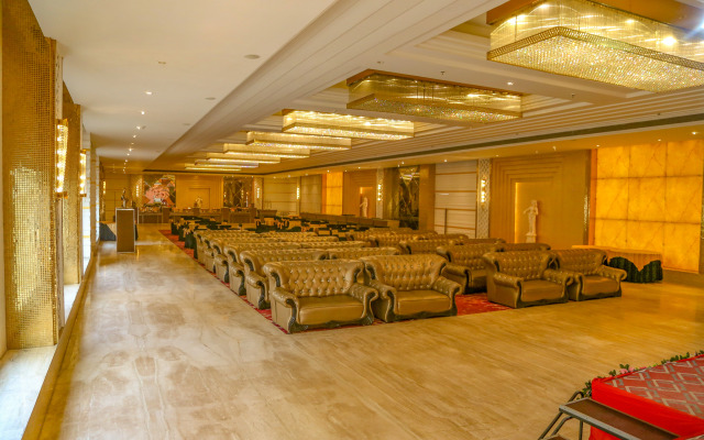 Four Leaf Hotel, Budaun