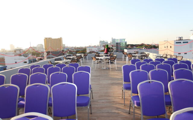 W Three Premier Hotel Lagaligo