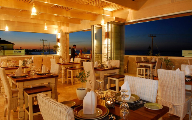 Cactus Royal Resort & Spa