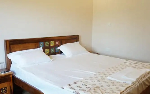 Sultanpur Resorts