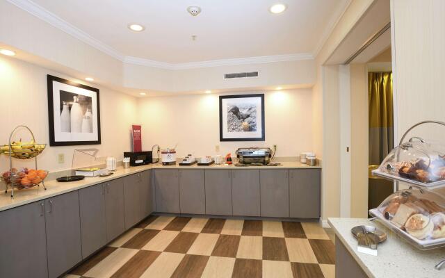Hampton Inn Jacksonville East Regency Square