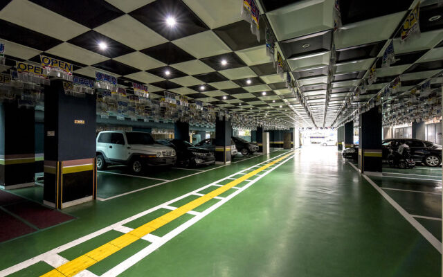 Sunflower Hotel