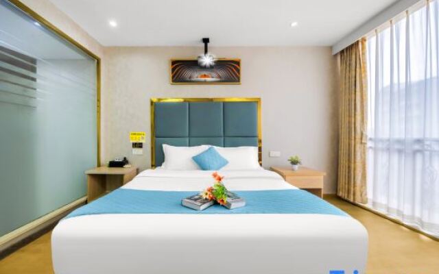 Yanghang Jinding Hotel (Chongqing Changshou Passenger Terminal )