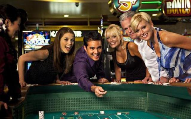 Seven Feathers Casino Resort