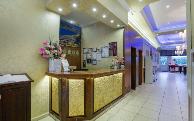 Alanya Beach Hotel