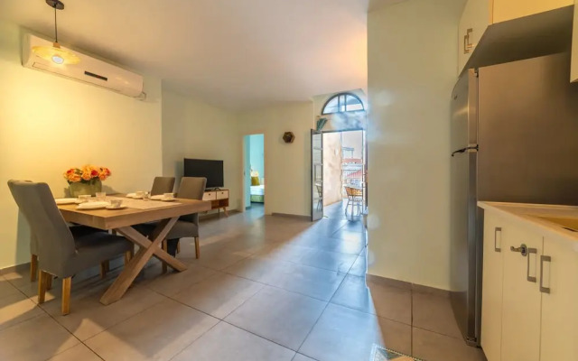 Coeo Fresca Roof Garden Signature Apartments
