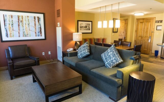 Exquisite Condo, Great for Families, Ski in/out by RedAwning - Save 20% on 7+ Nights!