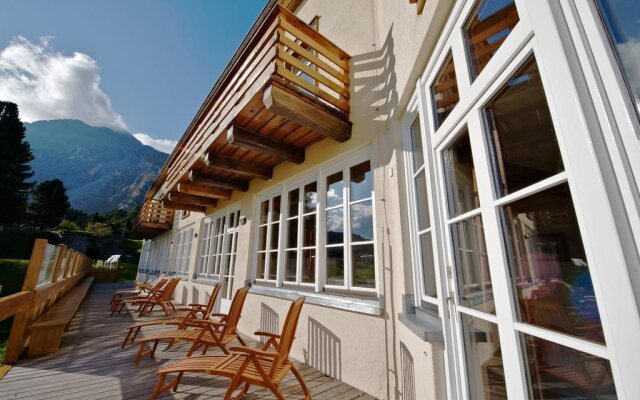 Maloja Club House