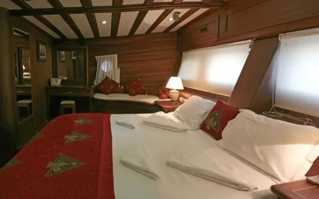 Bodrum Onelli Yachting - Palmyra