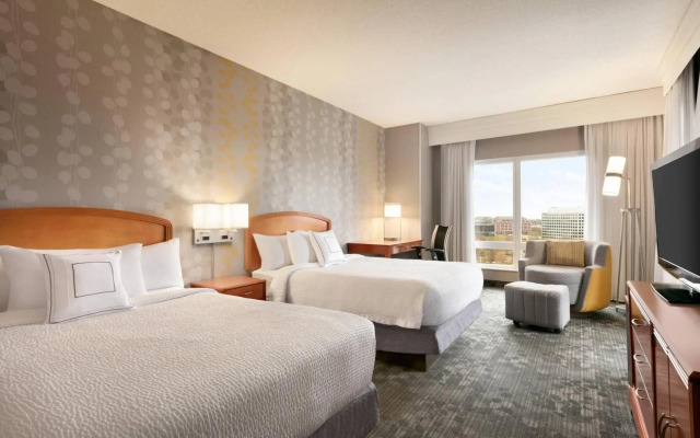 Courtyard by Marriott Tysons McLean