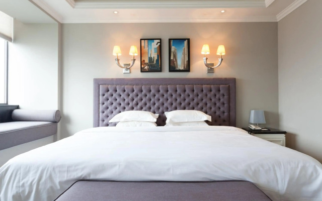 The Riverside Hotel
