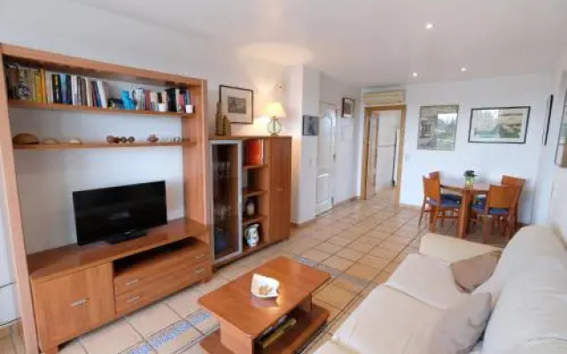 Golf Panoramica apartamento con piscinas , pistas de padel y tenis