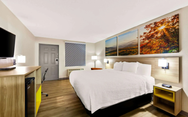 Days Inn by Wyndham Brownsville