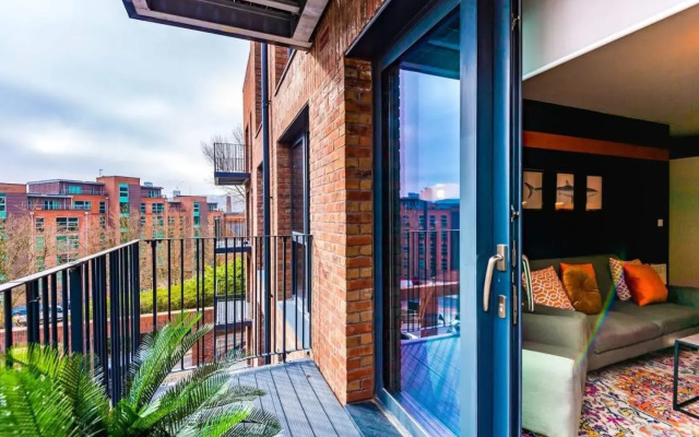 Exceptional Rated Apartment Sheffield