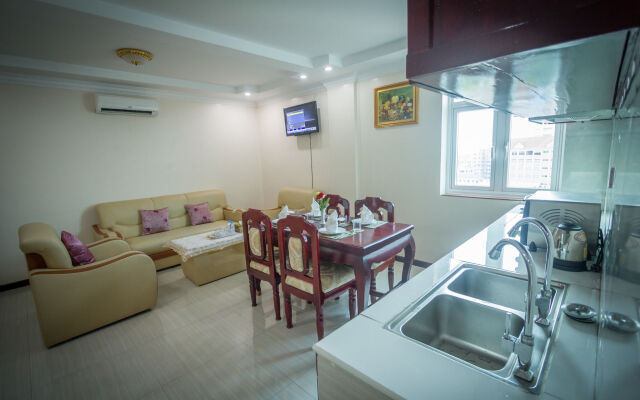 Good Luck Day Hotel