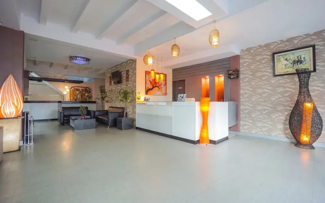 Oyo 955 Hotel Boulevard