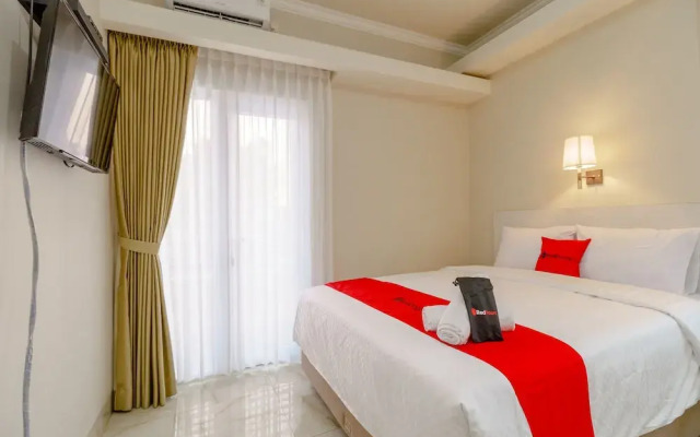 RedDoorz near Taman Makam Pahlawan Cikutra