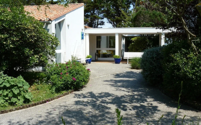 Holiday Home in Ars-en-re for Family