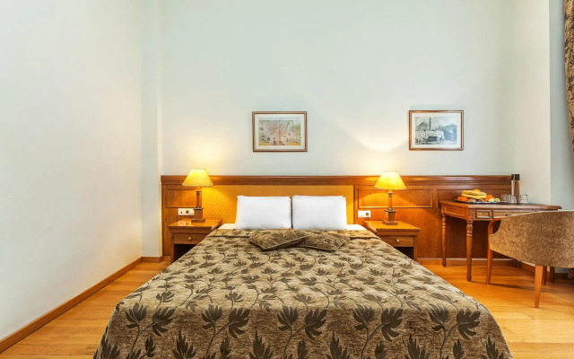 Minerva Premier Hotel
