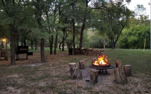Mendelbaum Winery Guest Cabins