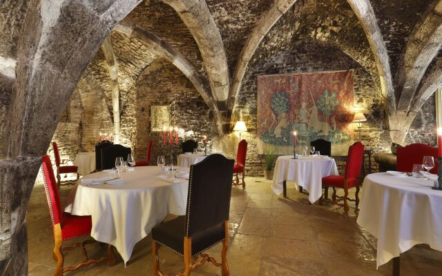 Abbaye De Maizieres