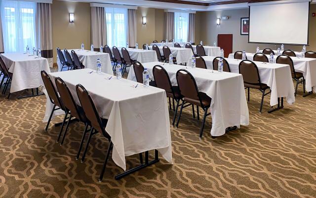 Comfort Suites Oshkosh