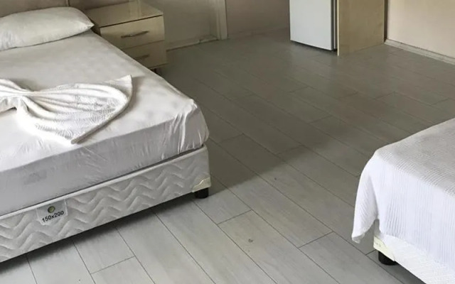 Ispilya Otel