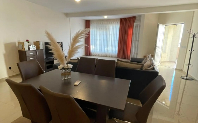 Berg Apartments
