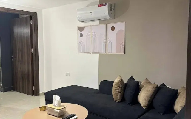 Stylish Luxe Apartment Fr 0005