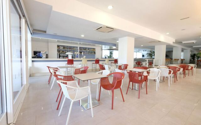 azuLine Hotel Bergantín