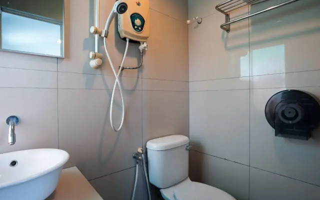 OYO 981 Ant Cave Hotel