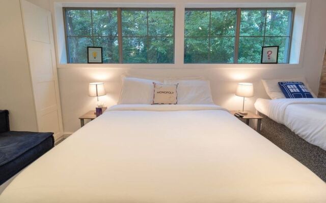 Award-winning Monopoly Themed Duplex with Games Room