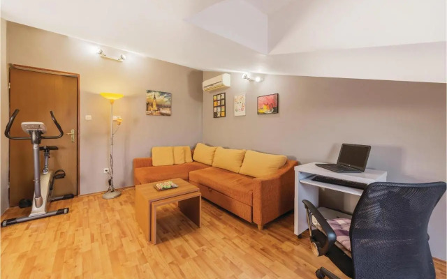 Apartment Fazana with Sea View 04