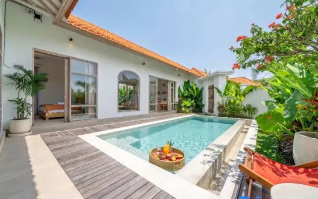 Bambola - Unique 2BR villa, Beach Nearby & Large Pool – Pool – Kerobokan