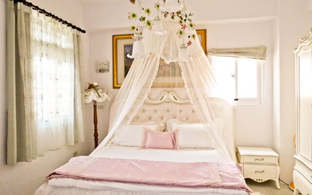 Alice Garden B&B