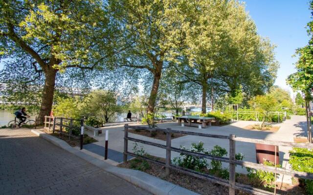 Charmant T2 sur Île de Nantes avec Parking et Balcon
