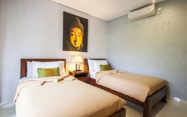 SMV - garden - 8-BR · 8BR Garden Villa Walk to Beach and Shops Legian – Guest Rooms – Kuta