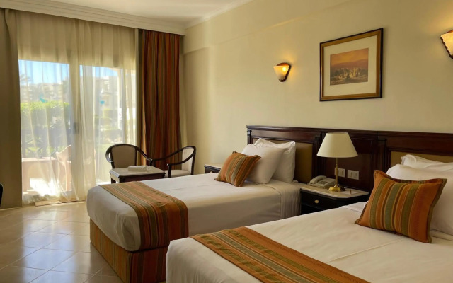 Grand Oasis Resort