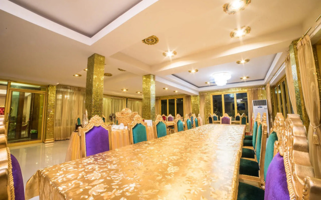 Nakaraj Princess Chiang Rai - Walking Street