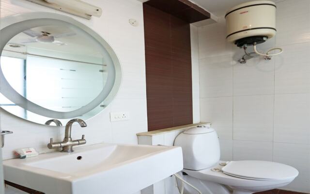 OYO 11577 Hotel Crystal Retreat