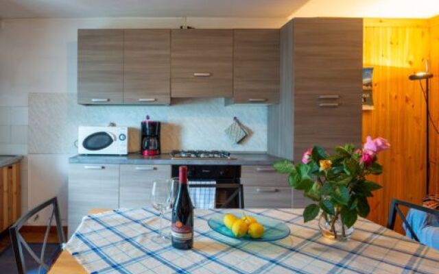 House Ronco Dongo 25531