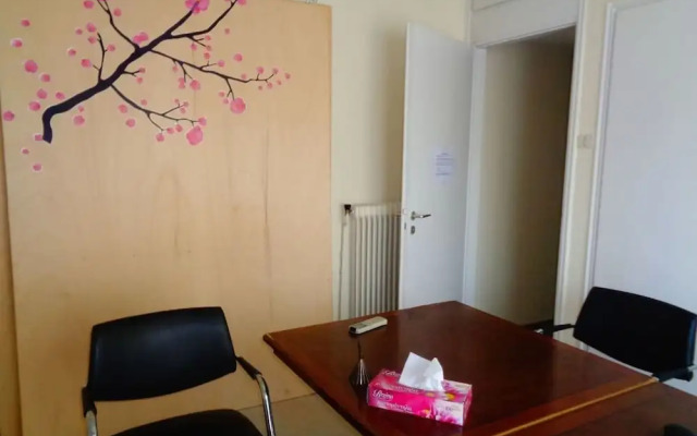 Luxury Sunny 150m2 Flat at the Heart of History
