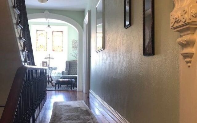 Back Inn Time Bed & Breakfast