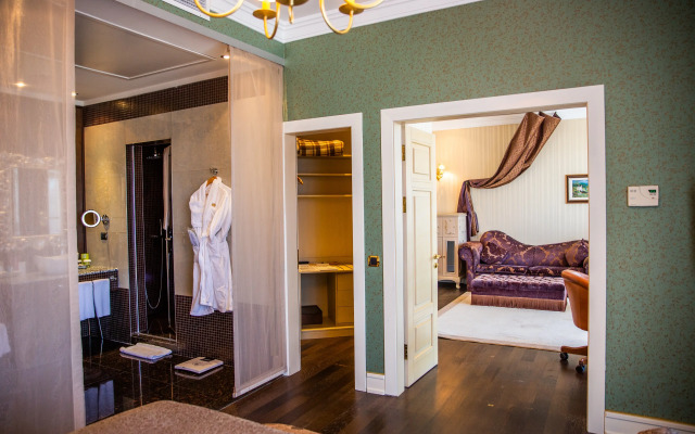 Отель Excelsior Hotel & Spa Baku