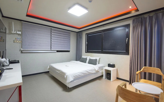 Danube HOTEL