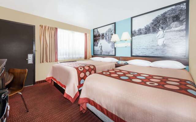 Super 8 by Wyndham Midwest City OK