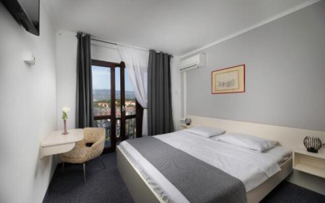 Guest House Zeba & Riviera