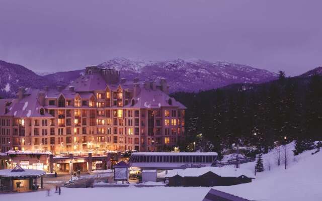 Pan Pacific Whistler Mountainside